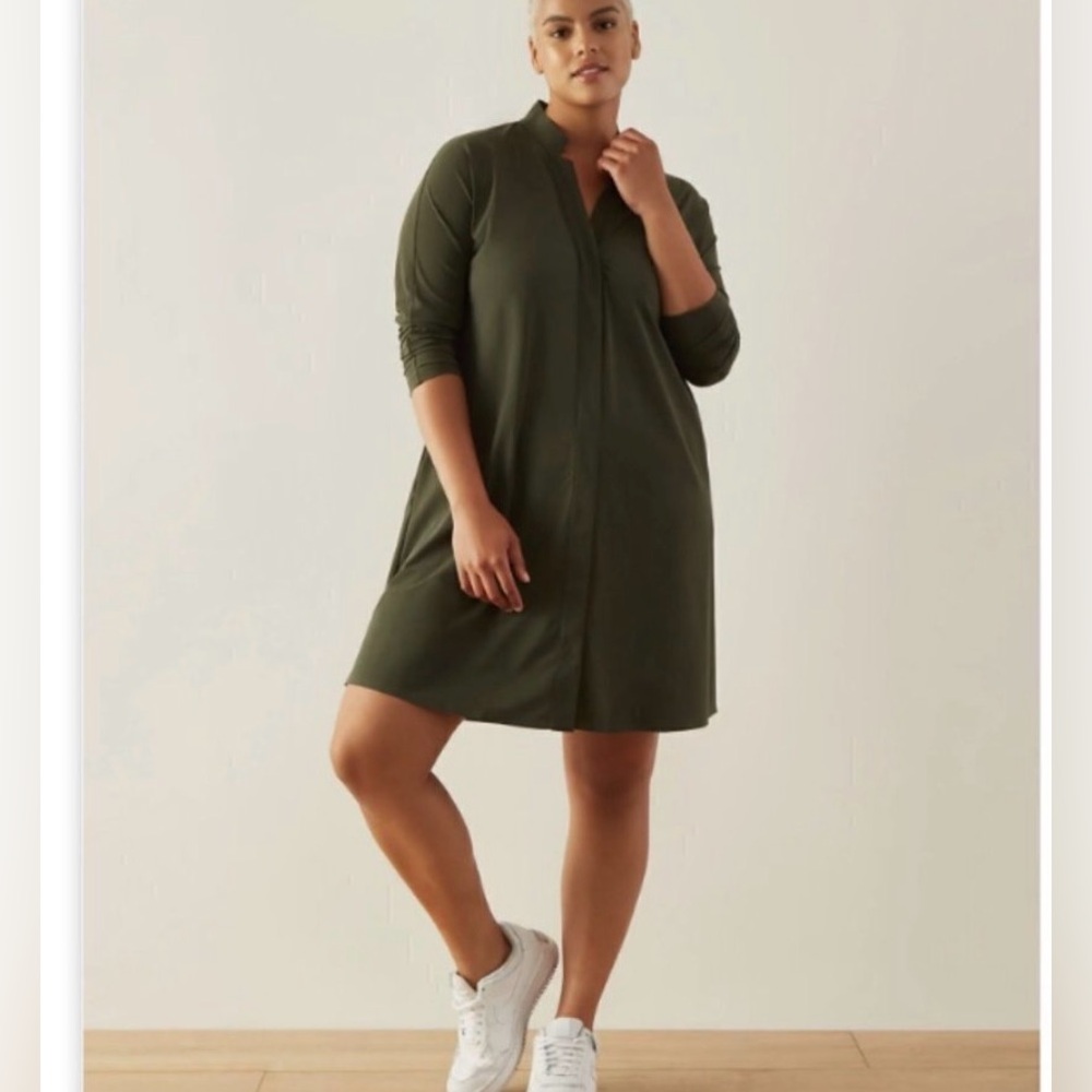 A DAY Something Borrowed Dress M Army Green‎ Snap Up Stretch Lightweight Travel